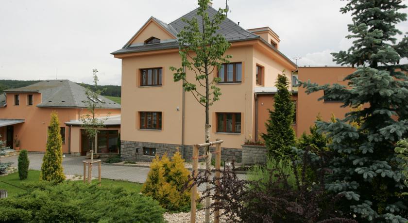 Apartmany Pemi Potštejn Buitenkant foto